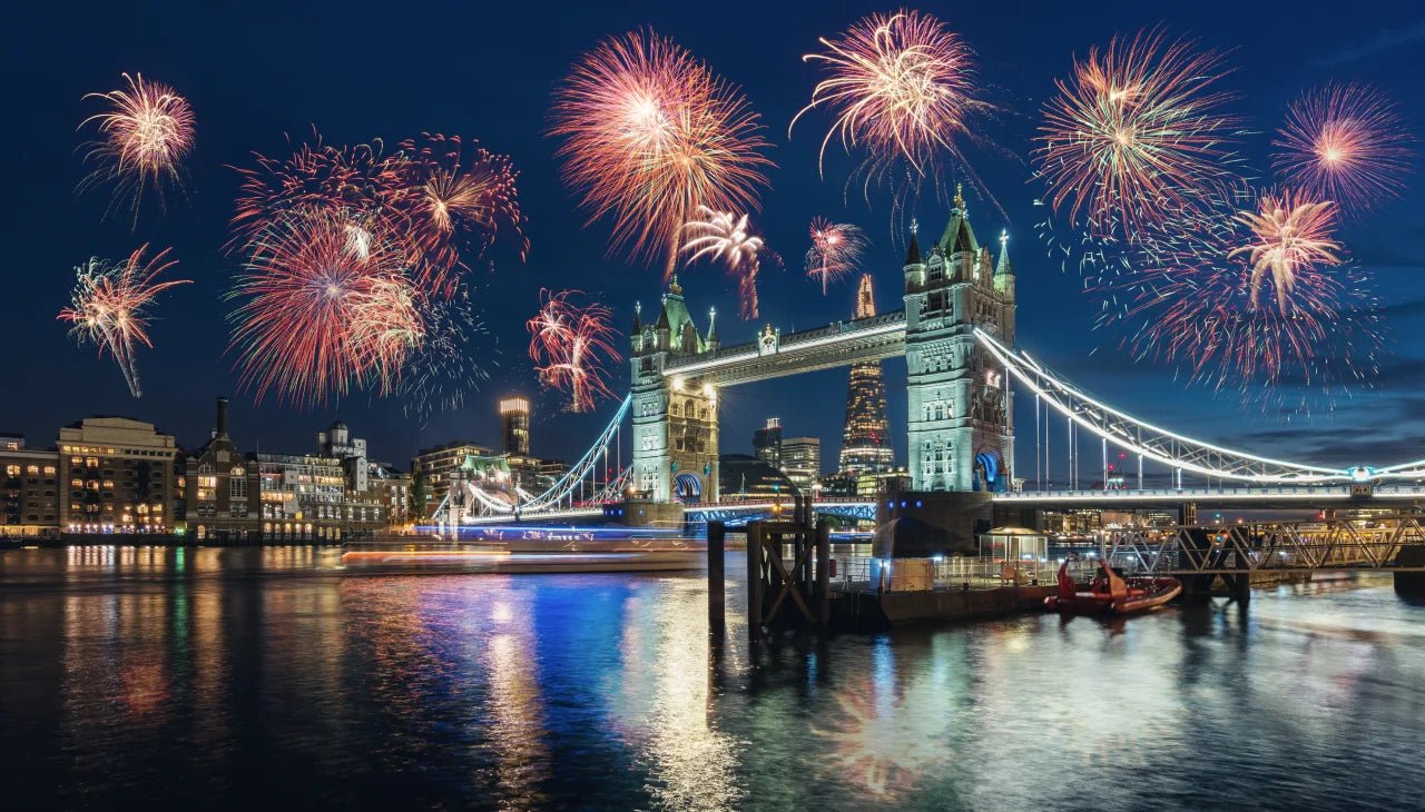 Christmas & New Year 2026 eSIM: Travel Connected Worldwide | EsimAllo - ESimAllo